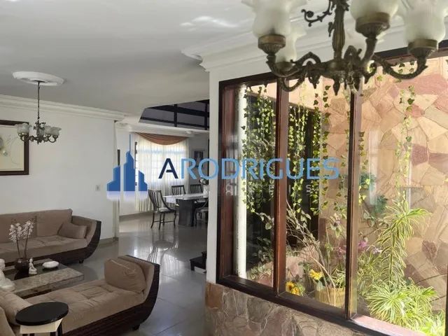 Imagem: Casa À Venda e Locação em Itapuã Fora