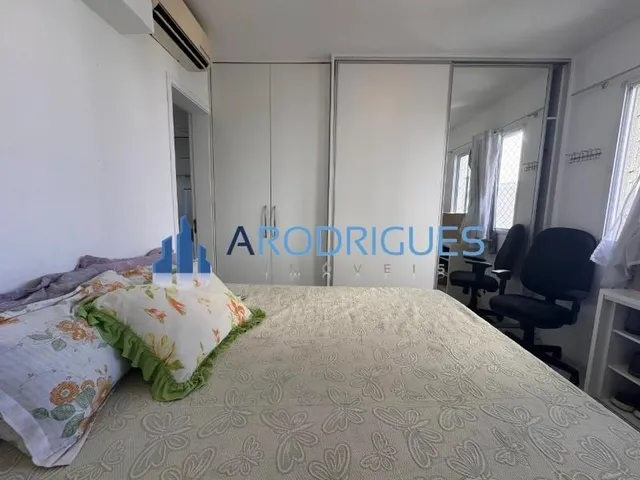 Imagem 2: Apartamento para Locação Anual Mobiliado com 2 Quartos, 1 Suíte, 1 Vaga de Garagem no Alphaville I, Salvador