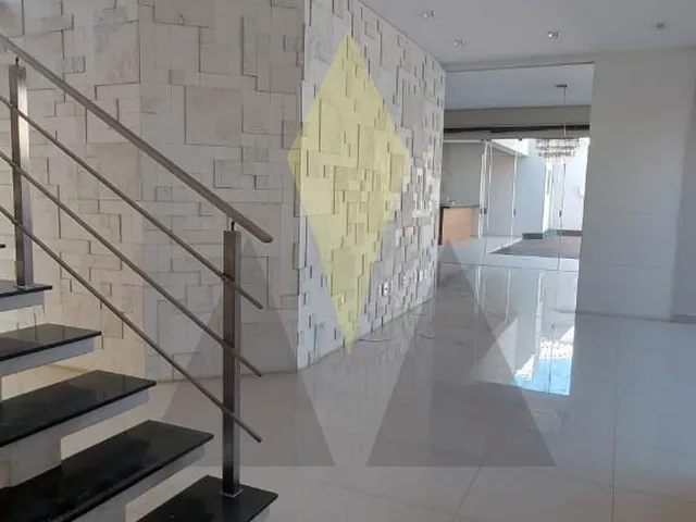 Imagem: Sobrado com 3 Suítes e Piscina para Locação