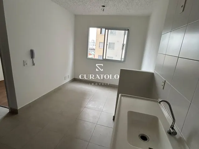 Imagem: O apartamento possui 2 Dormitórios, 1 Banheiro, 41m² de