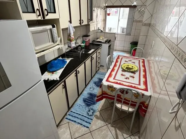 Imagem 10: Apartamento para Temporada em Itapema, Meia Praia, 3 Dormitórios, 1 Suíte, 2 Banheiros, 1 Vaga