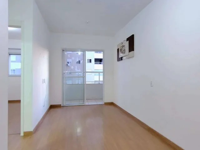 Imagem: O apartamento possui 2 Dormitórios, 1 Banheiro, 1 Vaga na