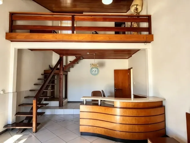 Imagem 13: Alugo Casa com Vista para o Mar, com 05 Quartos, em Amplo Terreno de 1850M² no Saco dos Limões, Florianópolis