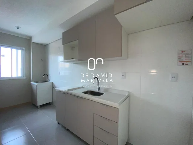Imagem 3: Apartamento Semimobiliado com 2 Dormitório e Vaga de Garagem em Camobi