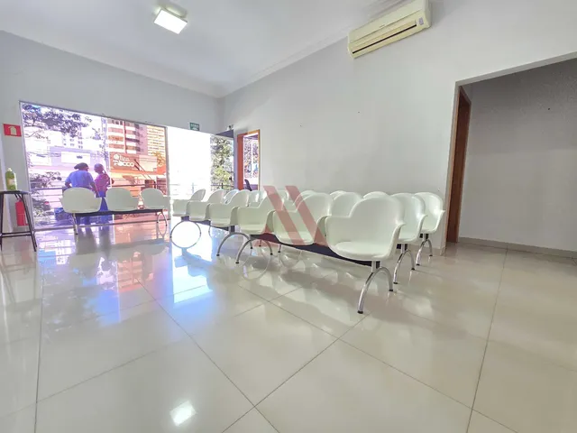 Imagem 13: Setor Central Imóvel Comercial Todo Reformado com Excelente Localização Disponível para Venda