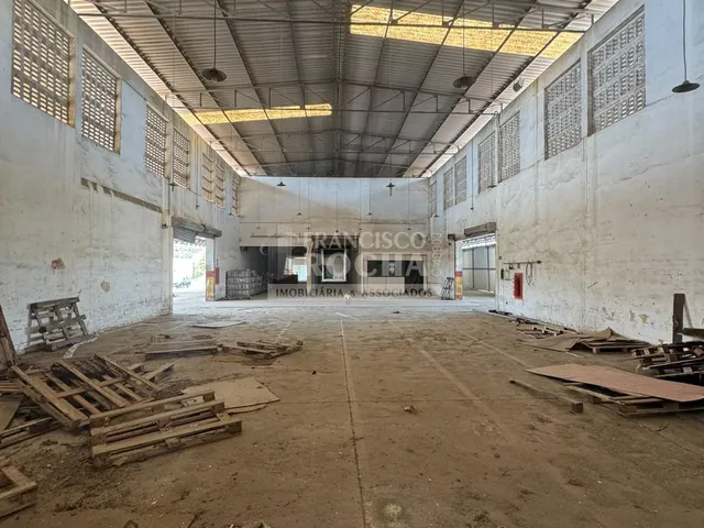 Imagem 2: Área Industrial com Galpão e Doca , Nova Valverde, Cariacica - Es