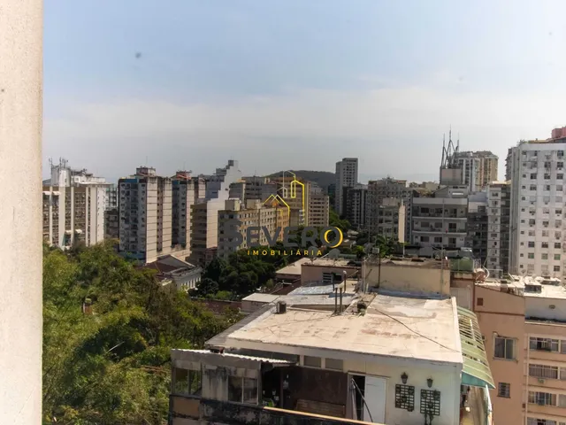 Imagem 13: Condomínio do Edifício Praia das Flexas - Apartamento Reformado de 2 Quartos À Venda no Ingá, Niterói