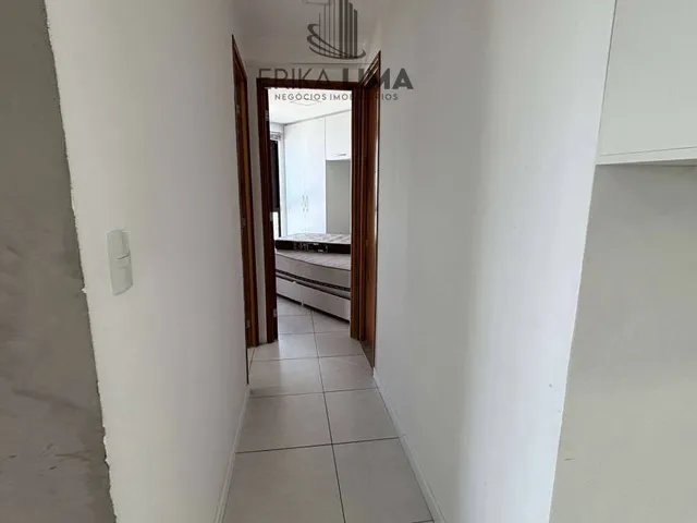Imagem 8: Aluguel 02 Quartos Semi Mobiliado com Varanda, Lazer e Vaga Coberta, Pertissimo do Mar