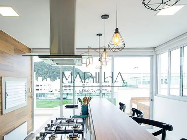 Imagem 8: Cobertura 248M² com 3 Suítes e Jacuzzi na Praia dos Ingleses, Florianópolis - Luxo e Conforto