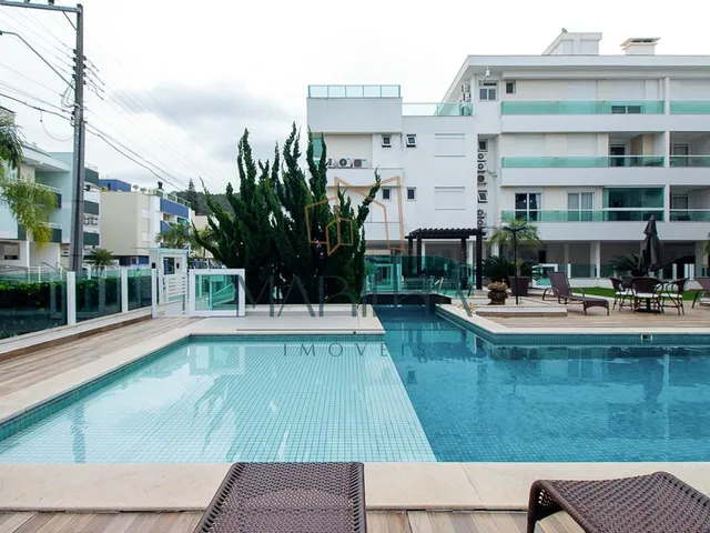 Imagem 2: Cobertura 248M² com 3 Suítes e Jacuzzi na Praia dos Ingleses, Florianópolis - Luxo e Conforto