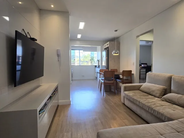 Imagem 7: Apartamento Mobiliado com 2 Dormitórios À Venda no Bairro Água Verde - Blumenau/Sc