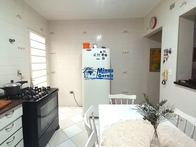 Imagem 13: Casa com Piscina e 03 Vagas de Garagem no Centro de Jacareí