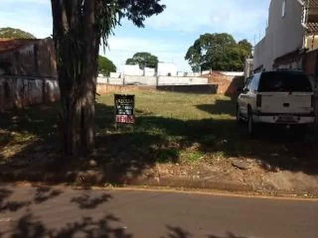 Imagem: Terreno na Zona VII Disponível para Venda