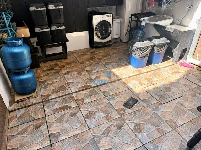 Imagem 2: Casa a Venda na Cidade Industrial, 3 Quartos, Sala, Cozinha, Churrasqueira