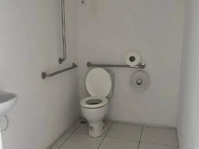 Imagem 3: Aluga Sala Bairro Iririú Joinville - Buch Imóveis