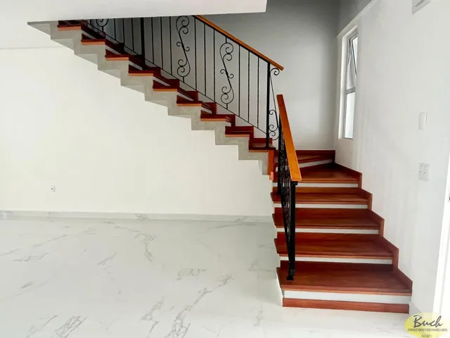 Imagem 4: Sobrado - Venda - Bairro Atiradores - Imoveis Joinville -Buch Imoveis