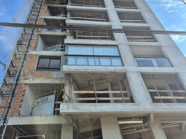 Imagem 1: Apartamento À Venda no Saguaçu, Joinville-Sc: 3 Quartos, 1 Suíte, 3 Salas, 3 Banheiros, 2 Vagas de Garagem, 91,82 M²