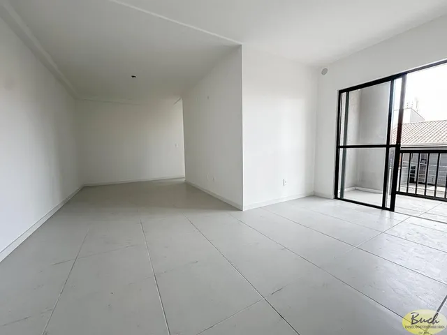 Imagem 8: Apartamento À Venda no Centro de Balneário Piçarras-Sc: 2 Quartos, 1 Suíte, 2 Salas, Garagem e 67,68M². Imperdível!