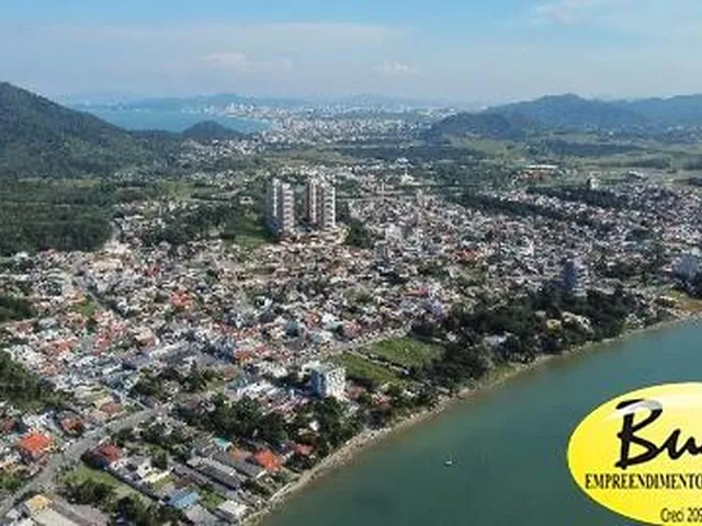Imagem 2: Venda de Apartamento na Praia da Armação Próximo Ao Beto Carreio - Penha/Sc