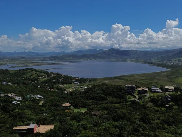 Imagem: Terreno no Caminho do Rei