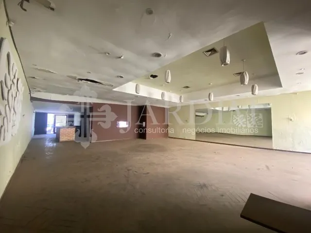 Imagem 16: Casa Comercial Loja com 3 banheiros