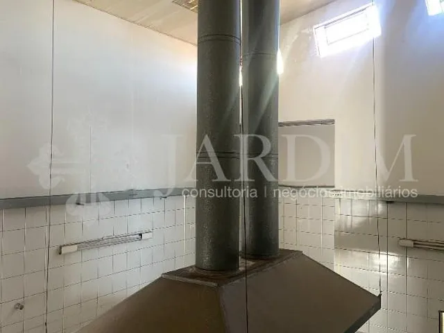 Imagem 3: Casa Comercial Loja com 3 banheiros