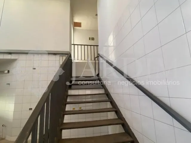 Imagem 5: Casa Comercial Loja com 3 banheiros