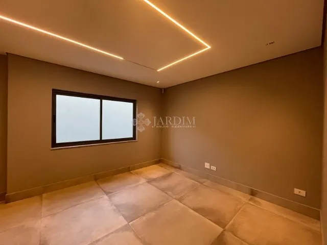Imagem 11: Casa Comercial Loja com 4 banheiros