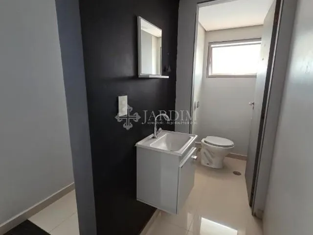 Imagem 4: Salão Sala comercial com 4 banheiros
