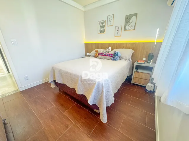 Imagem 15: Apartamento 3 Dormitórios, Sendo 1 Suite - Trindade - Florianópolis