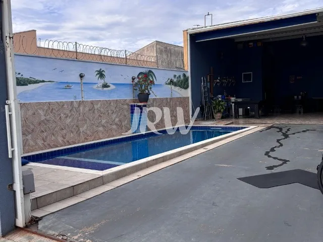 Imagem: Edicula com Piscina Á Venda no Jardim Colonial