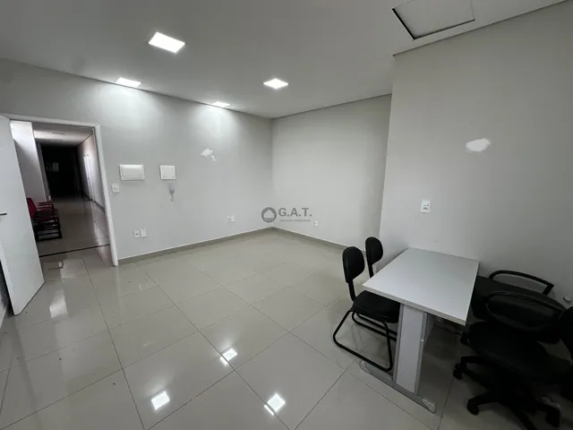 Imagem: Aluguel de Sala Comercial na Vila Lucy