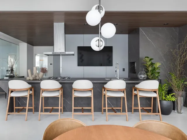 Imagem 14: Apartamento Pronto em Balneário Camboriú/Sc com 138M² Área Privativa Sendo 4 Suítes 3 Vagas de Garagem, Lazer Completo