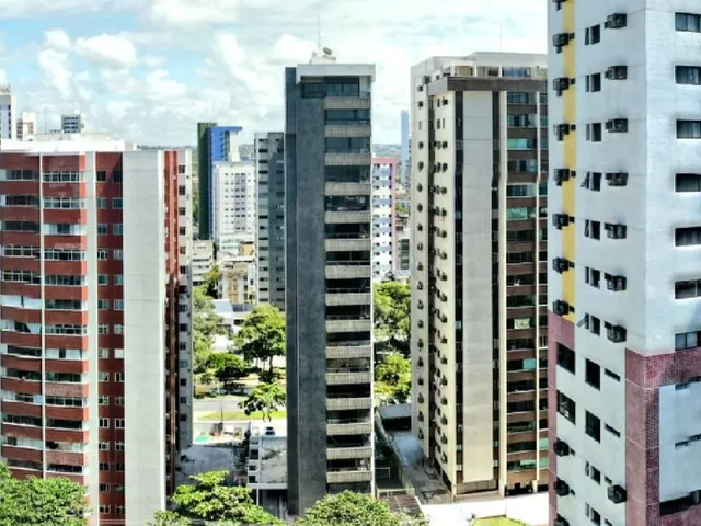 Imagem: Apartamento com 4 Dormitórios À Venda