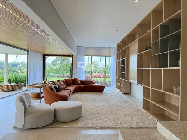 Imagem 6: Casa À Venda no Terras de São José II com 6 Suítes e 964M²