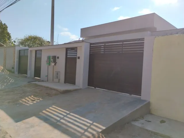 Imagem: A casa possui 3 Dormitórios, 1 Suíte, 1 Banheiro, 1 Vaga