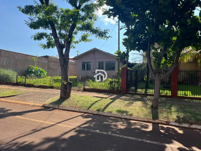 Imagem: Terreno por R$250.000 na Avenida Paraná