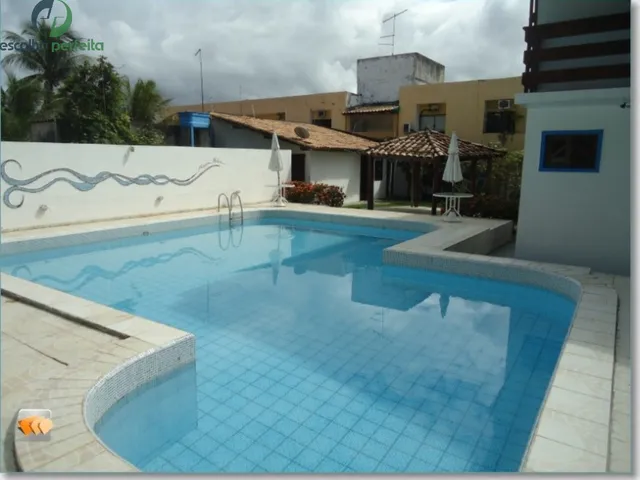 Imagem 11: Casa 6 Quartos com Piscina e Garagem para 8 Carros em Itapuã
