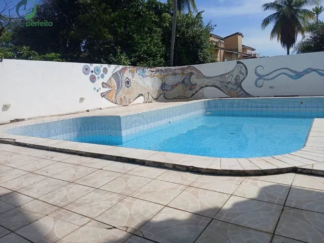 Imagem 15: Casa 6 Quartos com Piscina e Garagem para 8 Carros em Itapuã