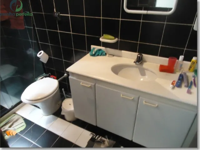 Imagem 13: Casa 6 Quartos com Piscina e Garagem para 8 Carros em Itapuã