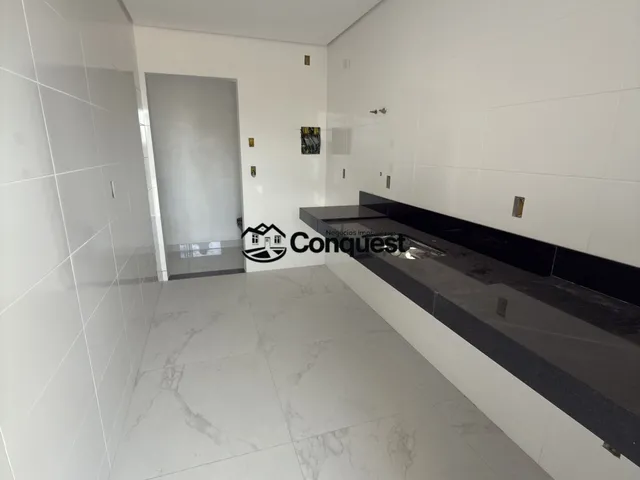 Imagem 2: Apartamento 03 Quartos com Suíte, 2 Vagas de Garagem