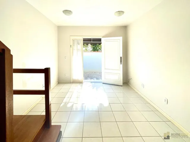 Imagem 6: Casa 2 Dormitórios Localizada em Bairro Nobre