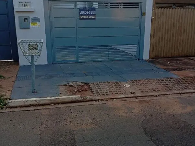 Imagem: Casa Térrea À Venda, 3 Quartos, 1 Suíte