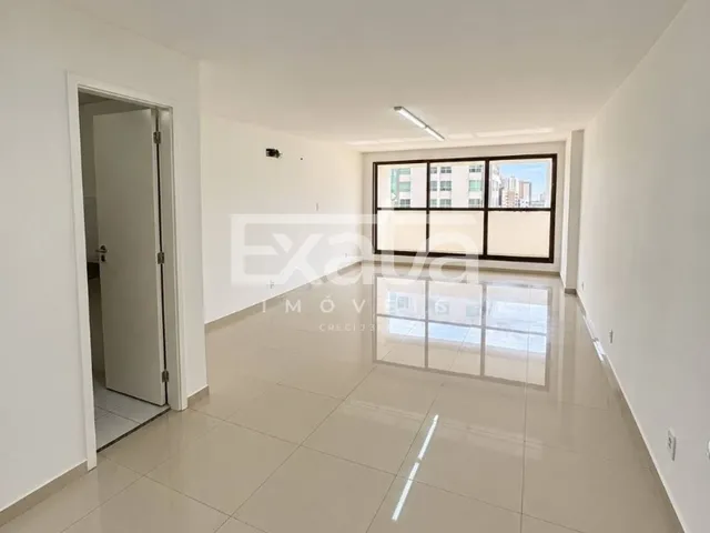 Imagem: Ed. Golden Tower (7º Andar) - Renascença