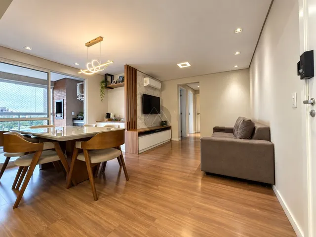 Imagem: Apartamento Semimobiliado com 3 Quartos