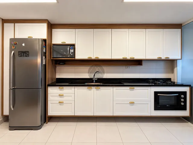 Imagem 14: Apartamento Semimobiliado com 3 Quartos, Sacada e Vista Livre no Allure