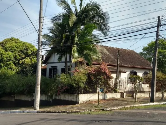 Imagem: Casa com 3 Terrenos no Ouro Branco