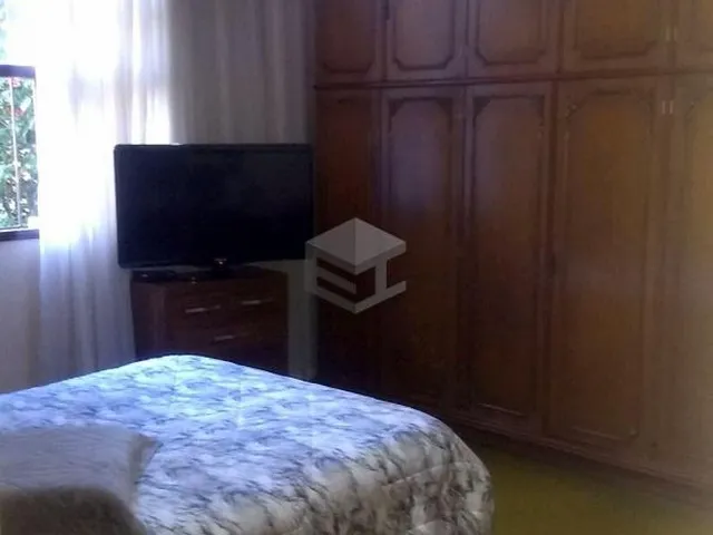 Imagem 7: Casa com 3 Terrenos no Ouro Branco