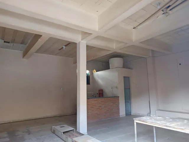 Imagem 8: Loja Comercial para Locação no Centro de Esmeraldas-Mg: 1 Sala, 1 Banheiro, 80M² de Área. Garanta Já o Seu Espaço!
