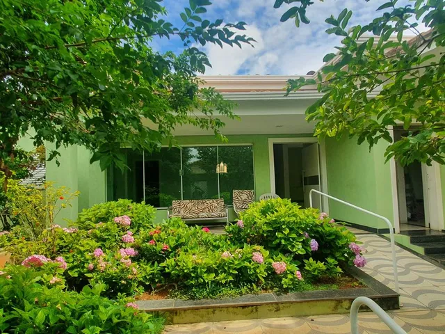 Imagem: Espetacular Casa de 5 Quartos com 2 Suítes